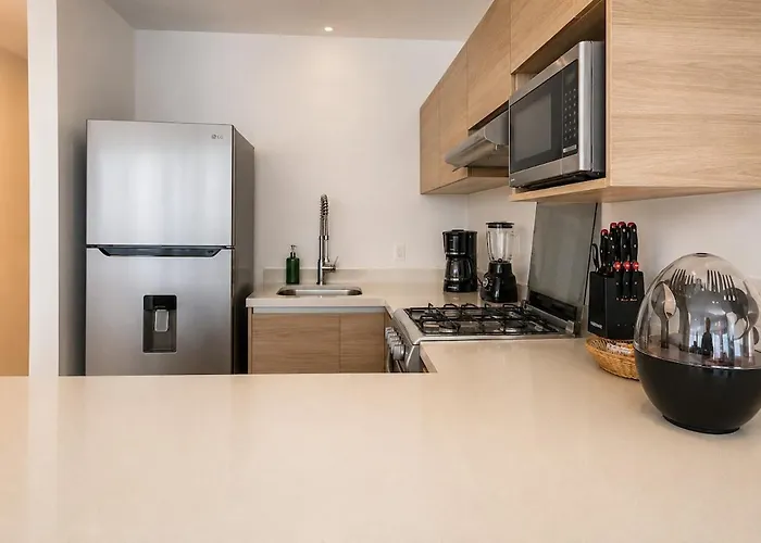 Luxury 1br W Pool, Jacuzzi, Near Antara