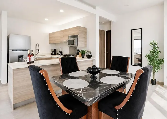 Luxury 1br W Pool, Jacuzzi, Near Antara Holiday home *