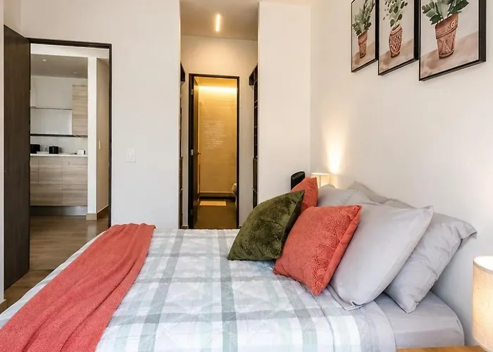 Holiday home Luxury 1br W Pool, Jacuzzi, Near Antara