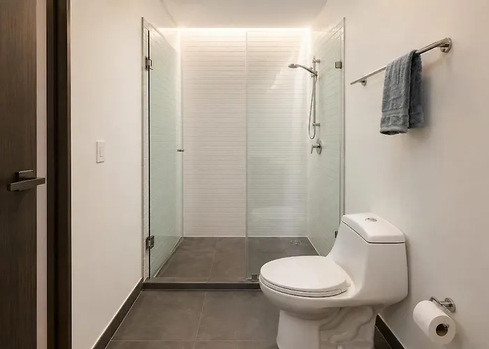 Luxury 1br W Pool, Jacuzzi, Near Antara *